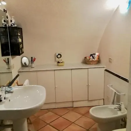 Casa Del 1400 Nell'antico Borgo Di