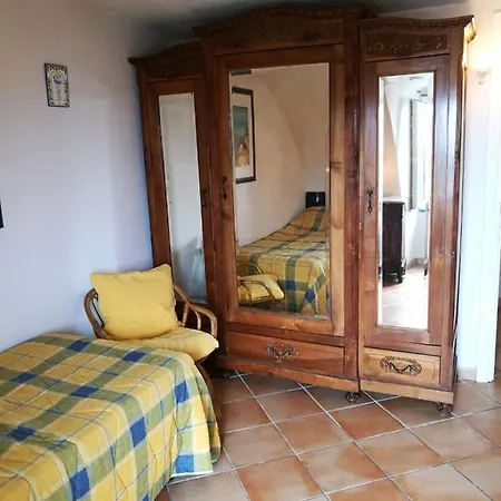 Ferienhaus Casa Del 1400 Nell'antico Borgo Di *