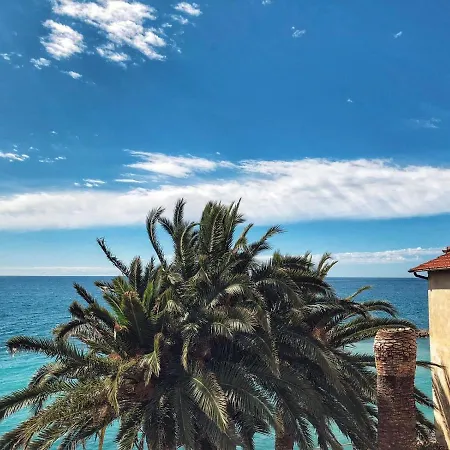 Ferienhaus Casa Del 1400 Nell'antico Borgo Di Cervo